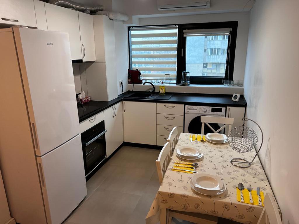 Central Metropolitan Bright 1 Яссы Экстерьер фото